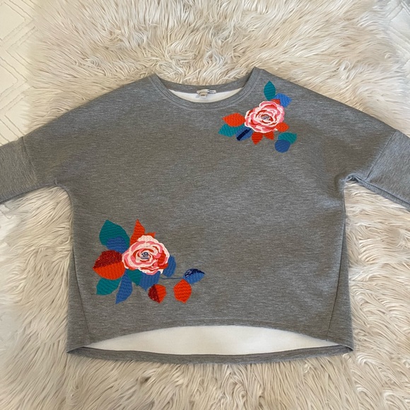 Halogen | Floral Embroidered Top | Bead detail - Picture 3 of 14